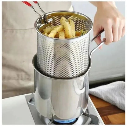 Stainless steel deep fryer pot with stainer